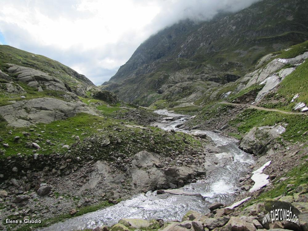 20 C'è tanta acqua che scorre.JPG